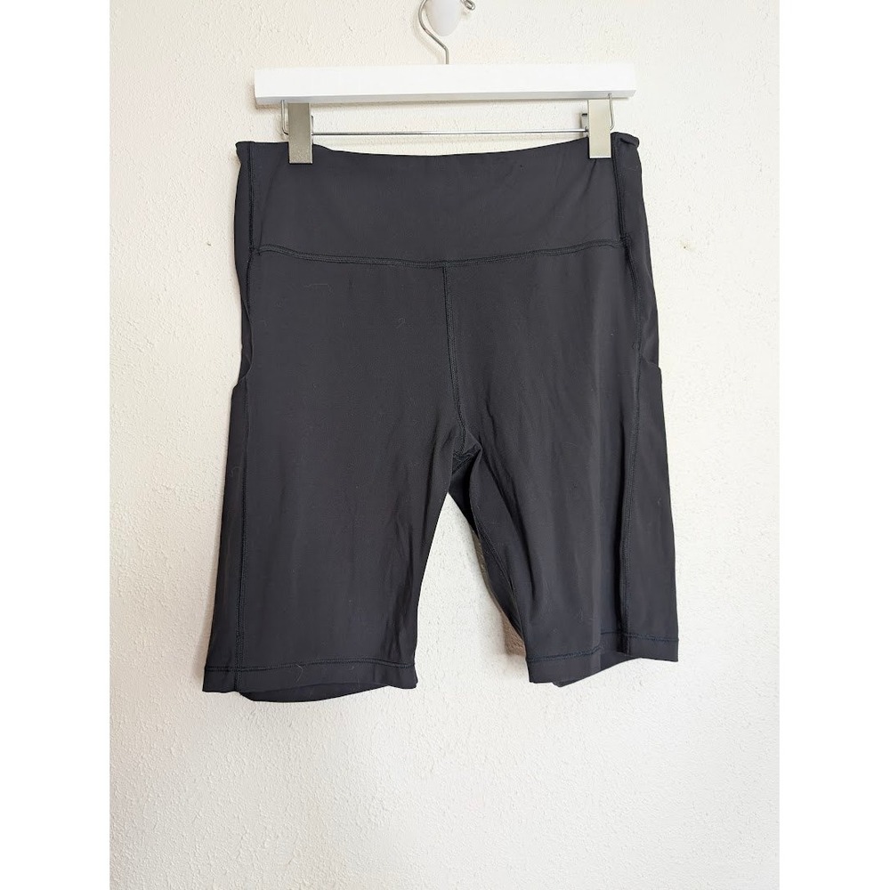 Athleta Womens Ultimate Stash Pocket 9" Shorts Large Black Biker Athletic Yoga